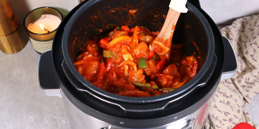 Rețetă pui cacciatore la multicookerul Crock-Pot Turbo Express by Teos Kitchen